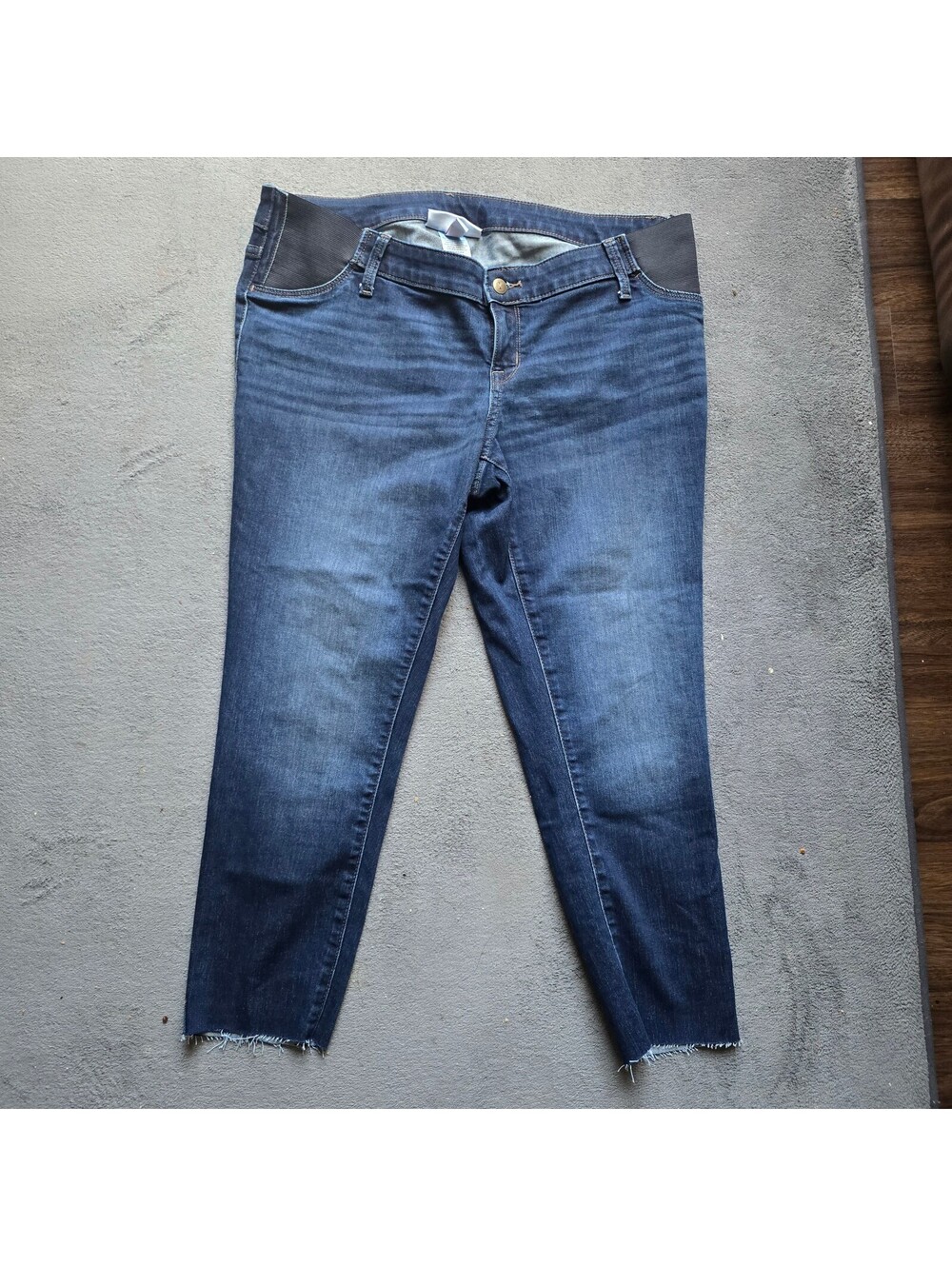Isabel Maternity Side Panel Crop Jeans Size 14 Raw Hem Frayed Ankle Medium Wash